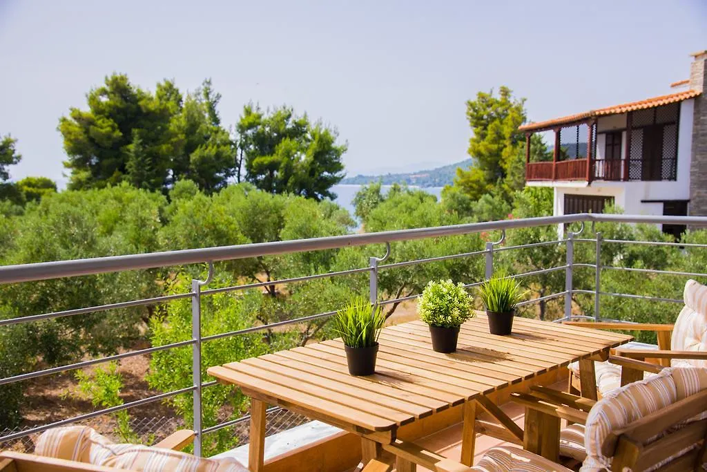 Maresi Homes Neos Marmaras