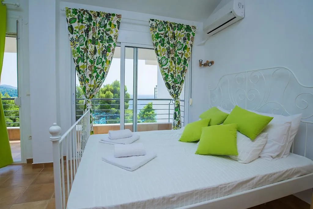 Maresi Homes Neos Marmaras